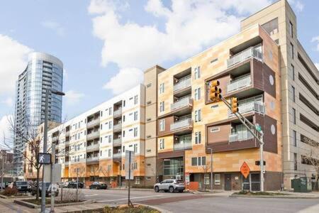 Cozysuites Two Stylish Apts, Monument Circle, Indy Indianapolis Exterior photo